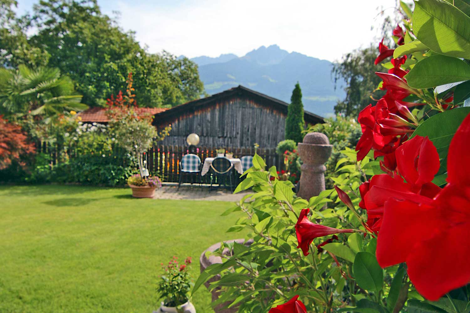Garten vom Gästehaus Mühlanger, Dorf Tirol